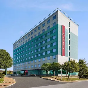Amedia Express Prague, Trademark Collection By Wyndham Hotel Prague